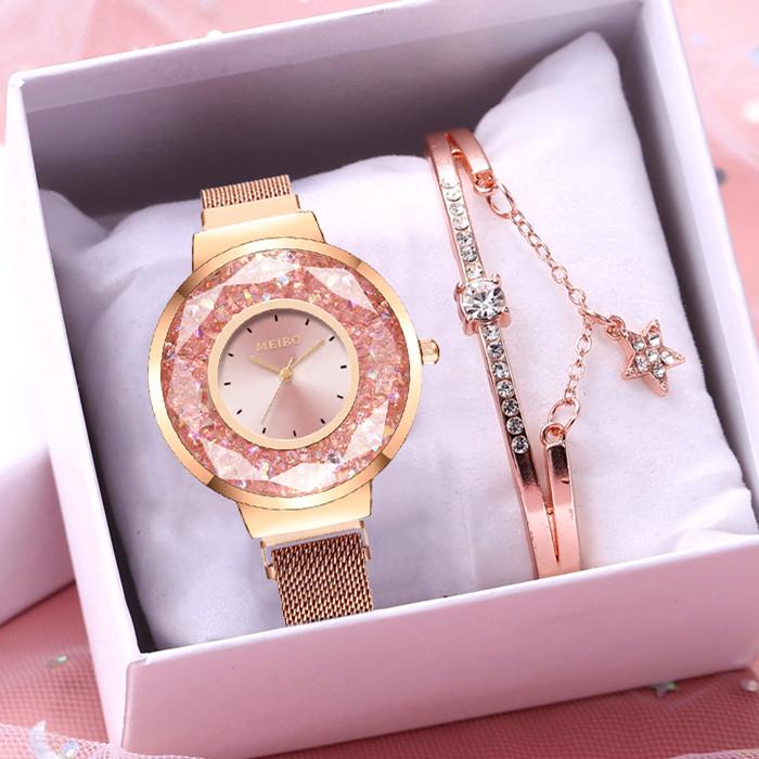 Wristwatches Women Magnet Buckle Moving Diamond Watch Luxury Ladies Quartz Bracelet Set For Gift Clock