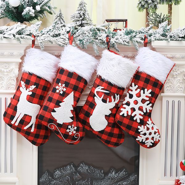 Christmas Plaid Print Stocking Socks Red Black Plaid Candy Gift Bags Xmas Tree Hanging Ornament New Year Christmas Tree Decor VT1727