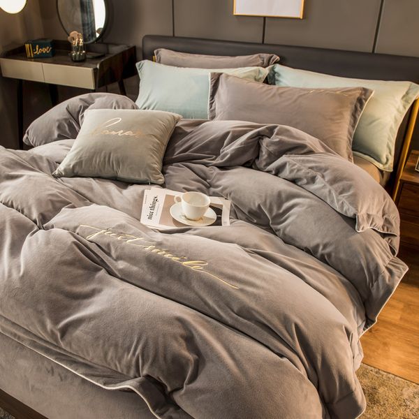 fresh chocolate bedding sets Warm Luxurious Fannel Velvet Bed Set King Size Bedsheet Queen Duvet Cover Set Popular Style Home Textile 4pcs-s