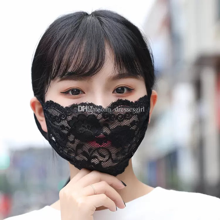 In Stock Embroidery Lace Face Mask Adult Comfortable Washable Mouth Face Cover Fashion Girl Black-White Party Masks Masque FY9074