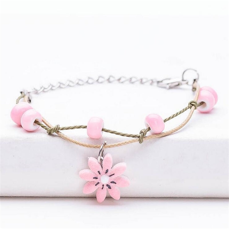 Simple personality and sweet beauty: a gift from student&#039;s best friend of Mori Department