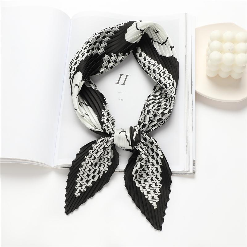 Scarves Flowers Print Crinkle Satin Square Scarf For Women Silk Shawl Headband Neckerchief Female Hair Wrap Foulard Hijab Bandana 2021