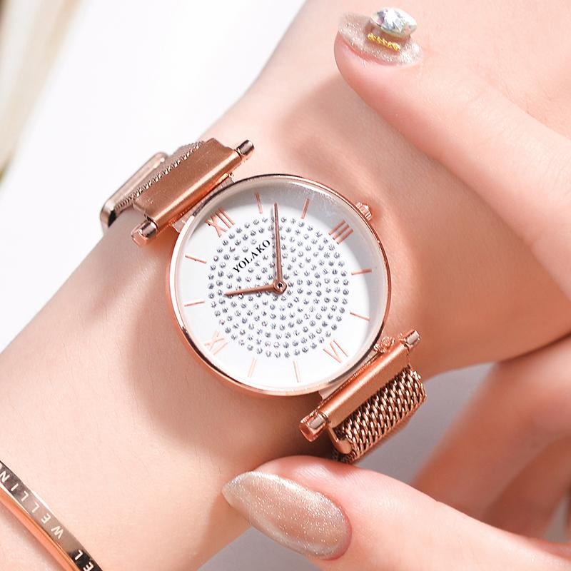 Wristwatches Fashion Women Starry Sky Watch Ladies Milan Belt Magnet Buckle Quartz Luxury Student Casual Clock Gift