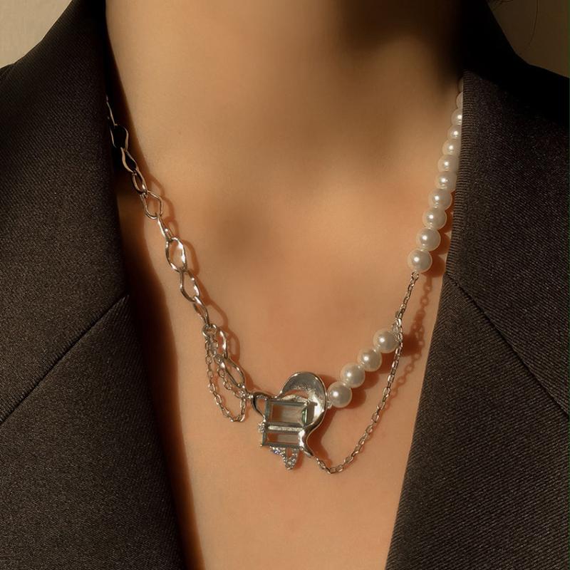 Pendant Necklaces Punk Baroque Irregular Pearl Chain Choker Necklace For Women Asymmetric Lock 2021 Trend Jewelry Gift