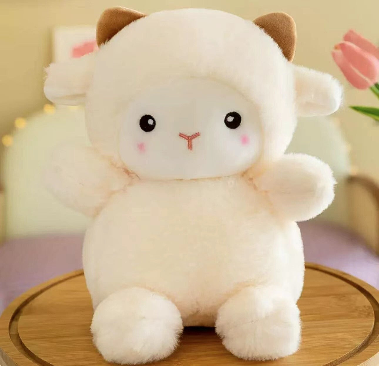 Exquisite and cute plush toys of sheep dolls