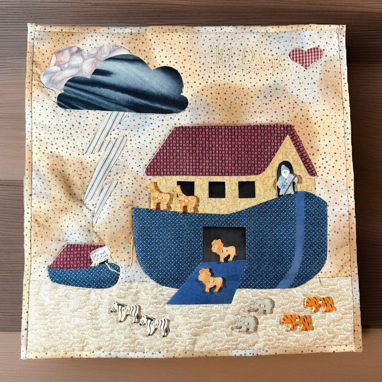 Handmade NOAHS ARC & ANIMALS 3D Hanging Quilt Square Nursery Wall Decor 16x16
