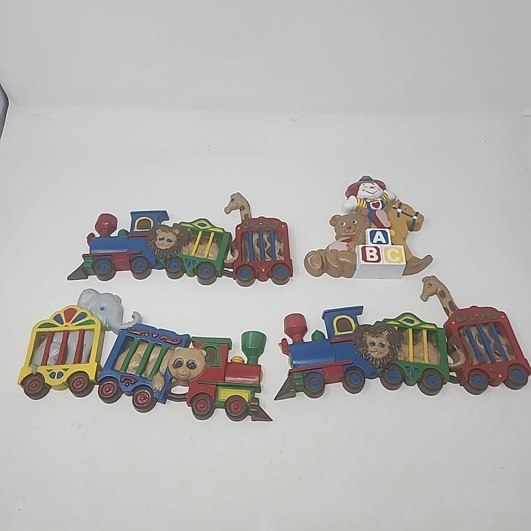 Burwood Animal Circus Wall Decor Plaques Elephant Giraffe Lion 1991 Vintage USA