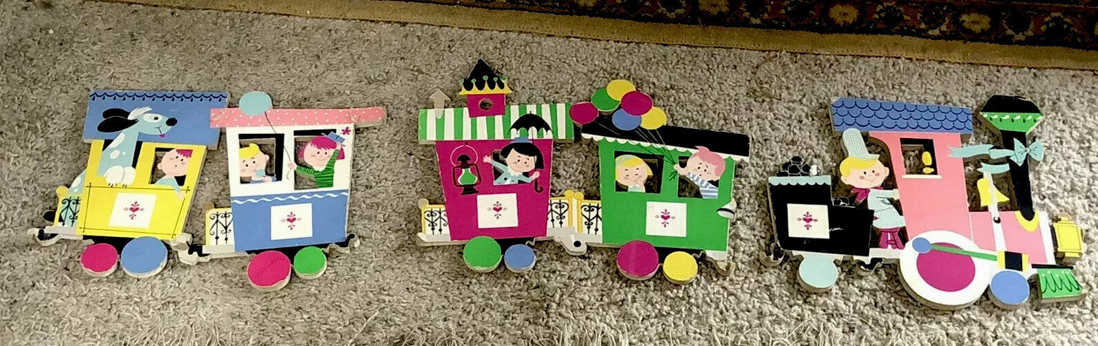 VINTAGE DOLLY TOY'S PIN-UP TRAIN WALL DECORATION TRAINS BABY CHILD ROOM