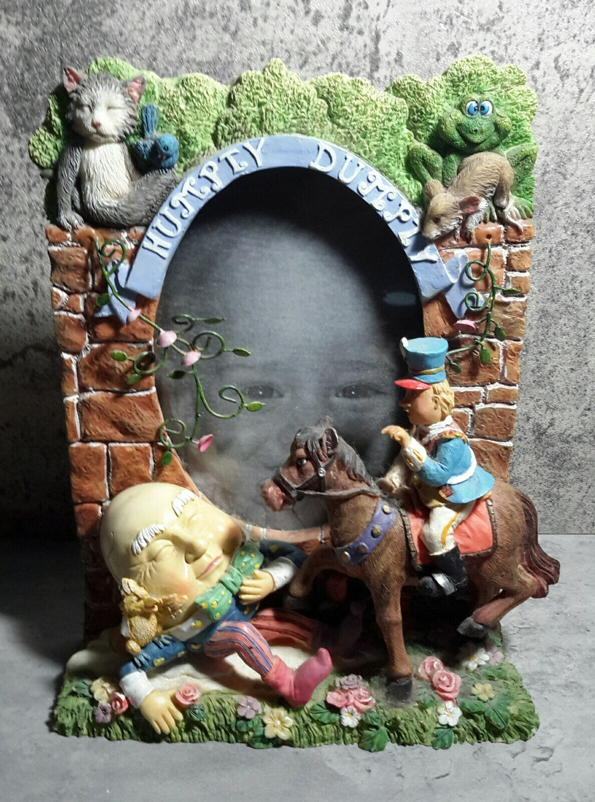 Humpty Dumpty Picture Frame Nursery Child Photo Frame 3D Free Standing Resin