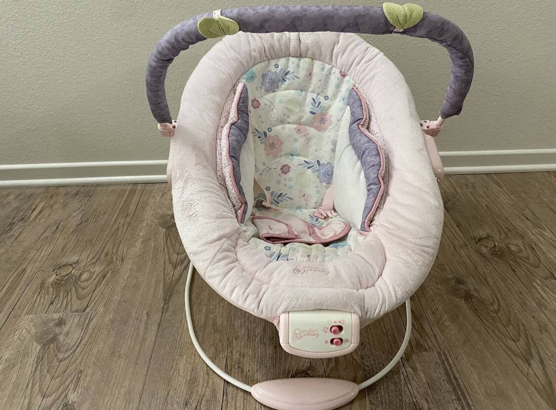Comfort & Harmony Baby Bouncer Soothing Vibrations Infant Seat
