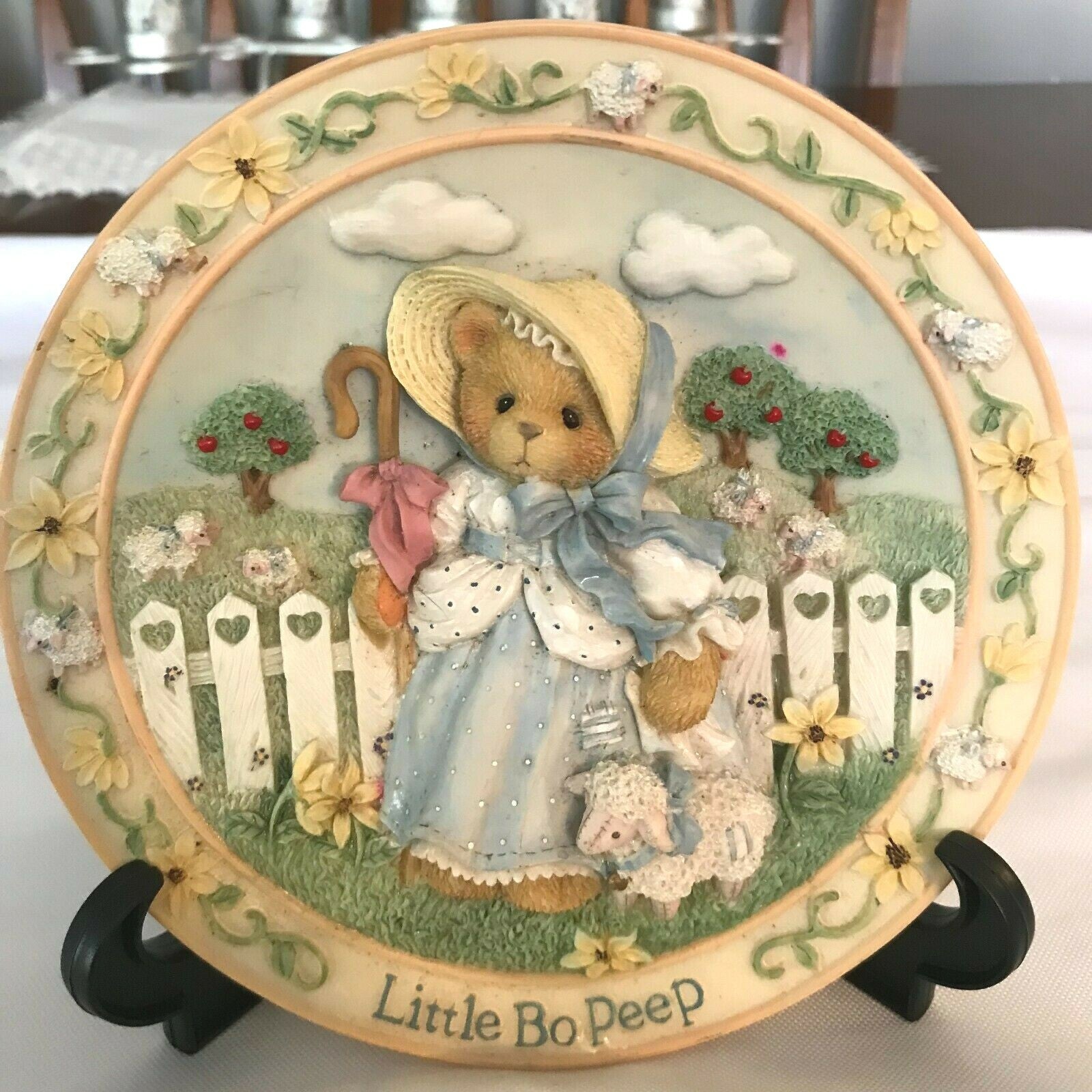 1996 CHERISHED TEDDIES LITTLE BO PEEP 6" NURSERY RHYME PLATE 3D WALL DECOR-EC