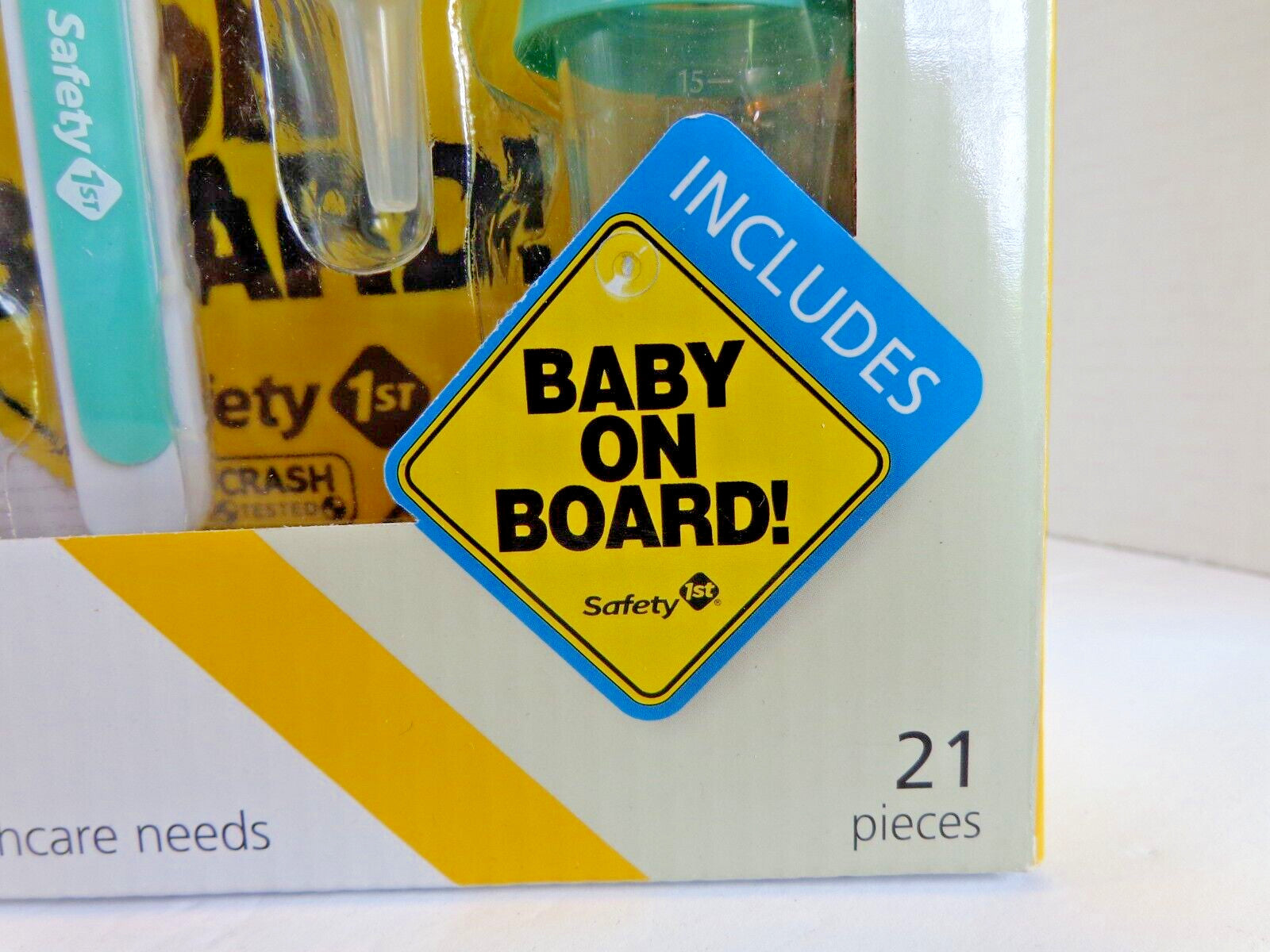 Baby on Board Health kit Includes Sign For Car 21 Pieces to help with Baby NIB.