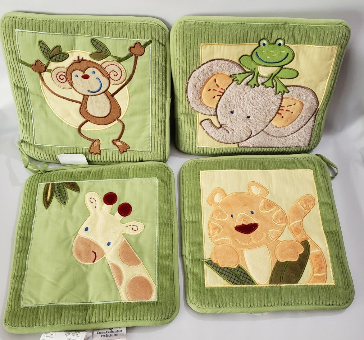 NoJo Jungle Babies 4 Piece Soft Wall Decor Monkey Giraffe Elephant Frog & Tiger