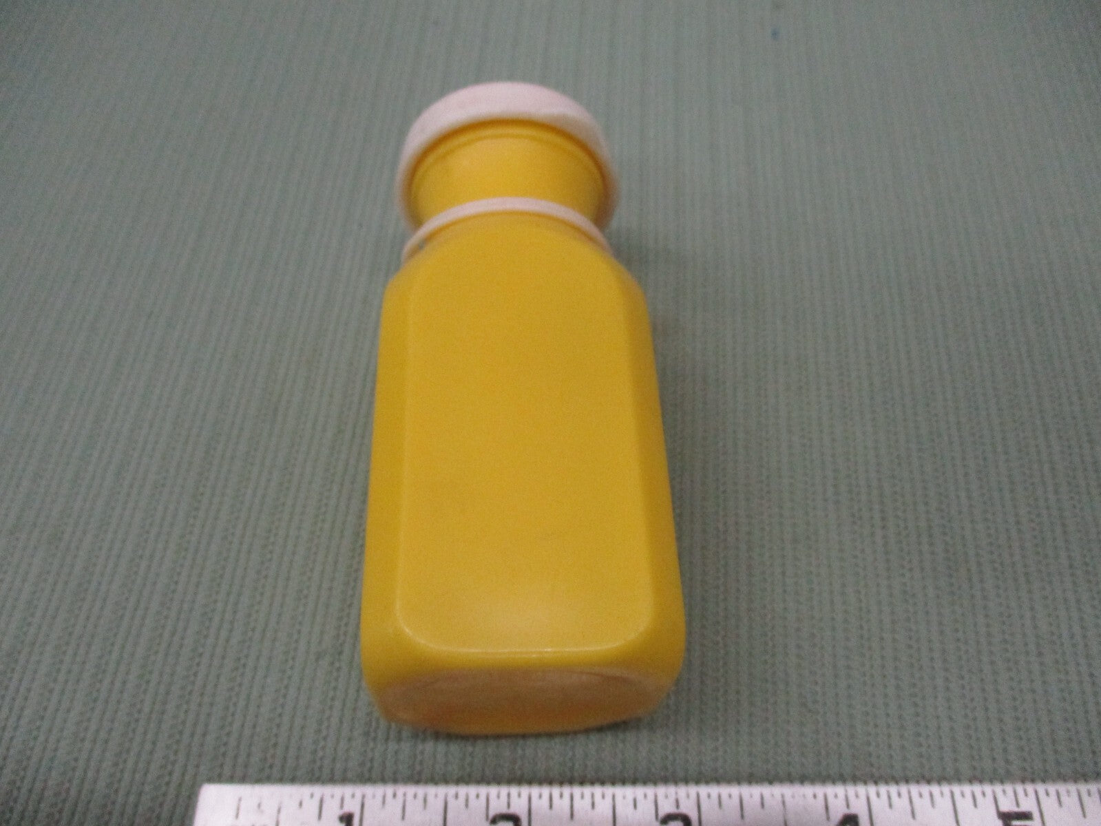 Fisher Price Fun Food Pick One Part Milk Jugs Juices Drinks Bottle Caps Colors