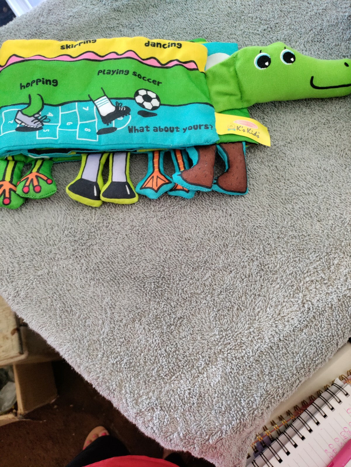 Skipping  dancing , soft book Whose feet? Baby Toddler 5" x 9" Learning Washable