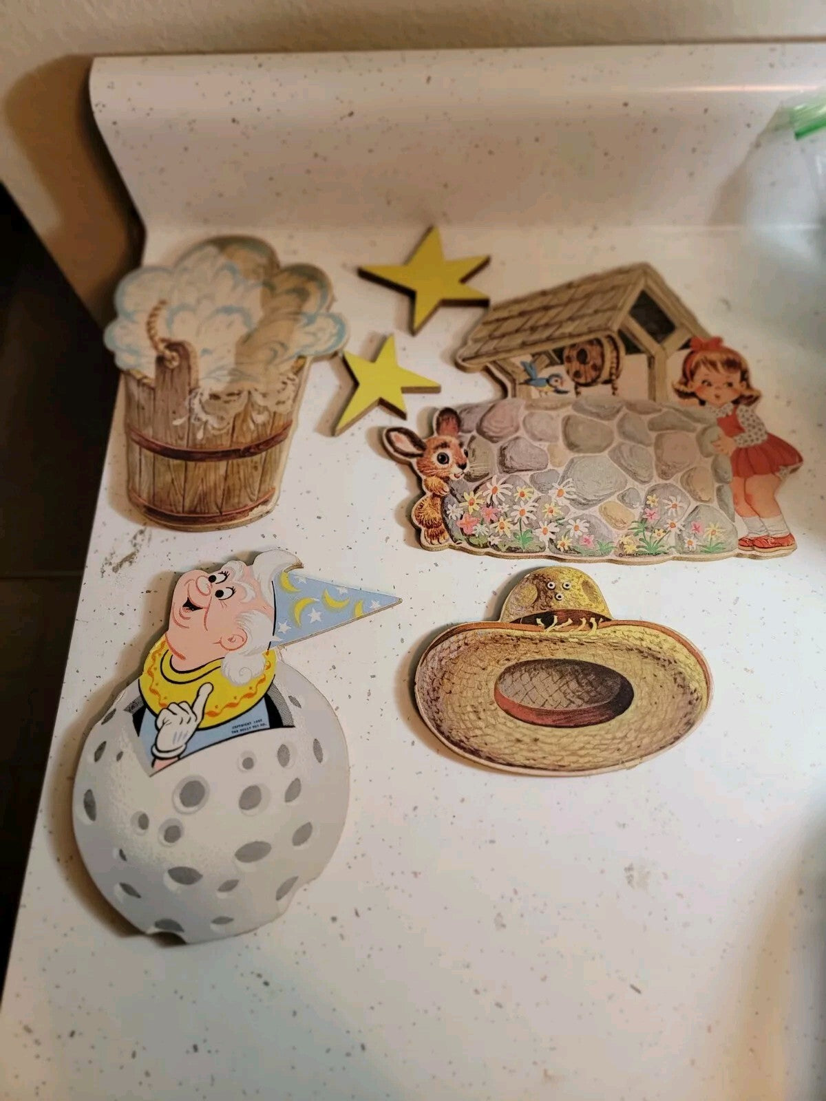 VINTAGE DOLLY TOY COMPANY CHILDREN' KIDS NURSERY WALL DECOR PLAQUES MCM 1950S