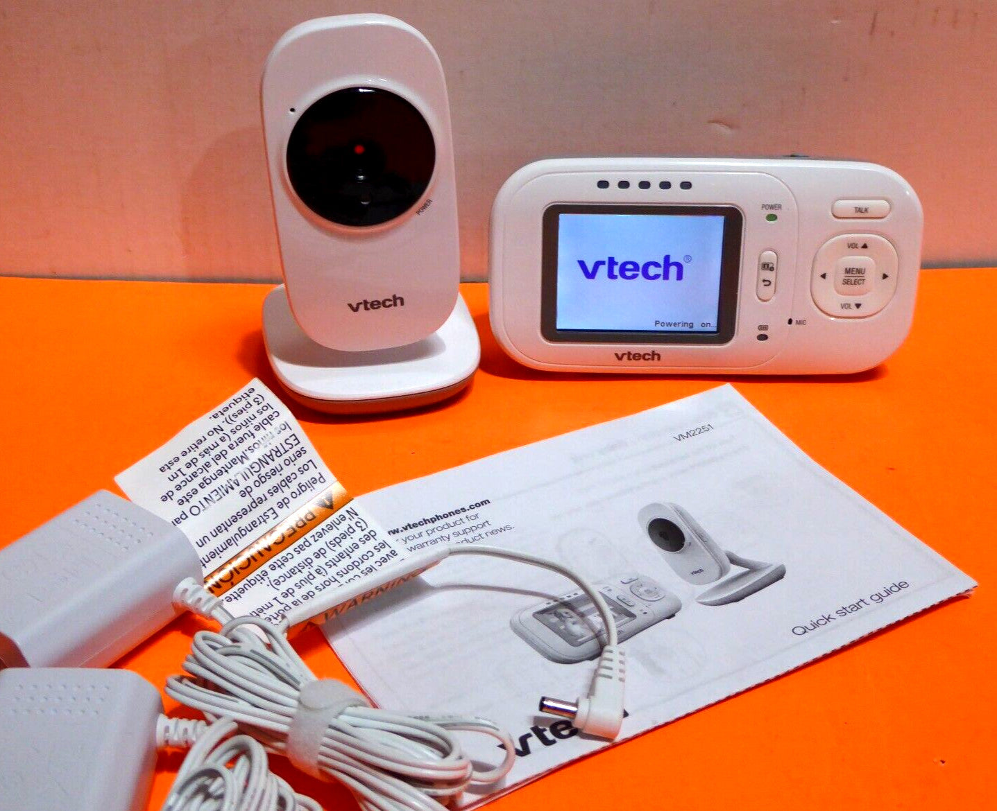 VTech VM2251 Video Baby Monitor with 2.4" Screen White -Used