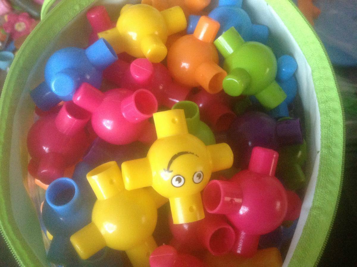 Educational Imaginarium snap sorting color building tube set