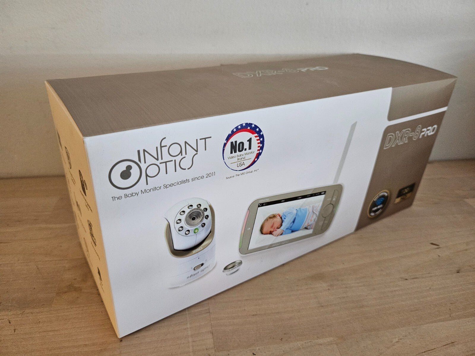 Infant Optics DXR-8 PRO Baby Monitor w/ 5" Screen HD 720p Resolution & ANR - NEW