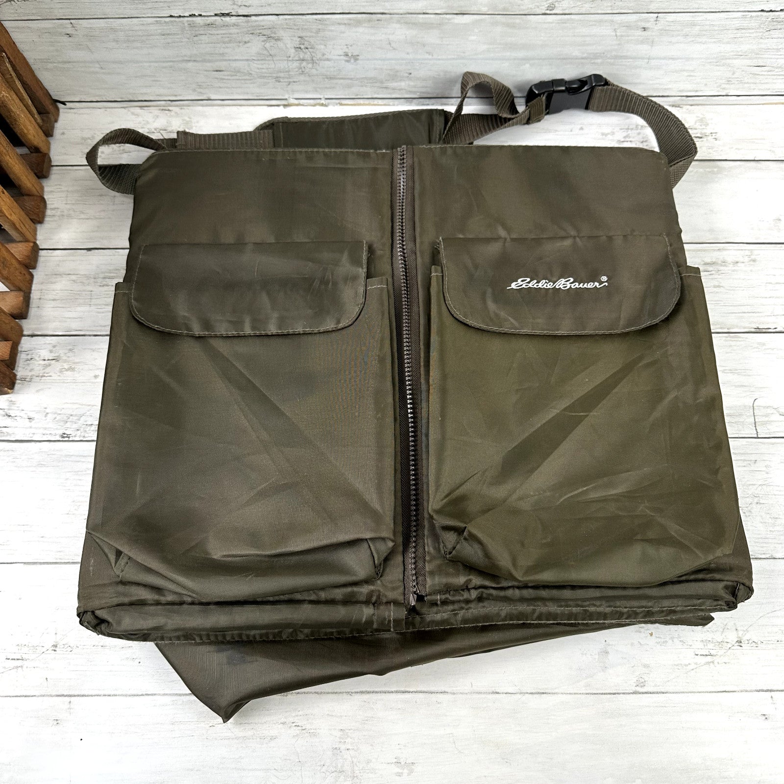 Eddie Bauer Infant Portable Travel Bed Bassinet Changing Station Foldable brown