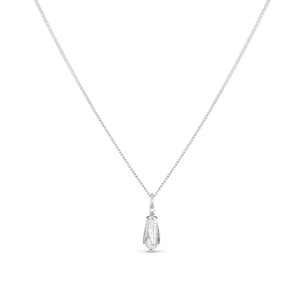 Annie Haak Petal Pearl Silver Necklace Matron Inn